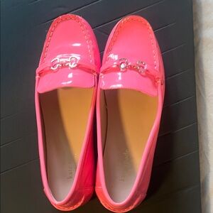 Kate Spade Vibrant Pink Loafers with Chain Accent size 8.5 excellent condition